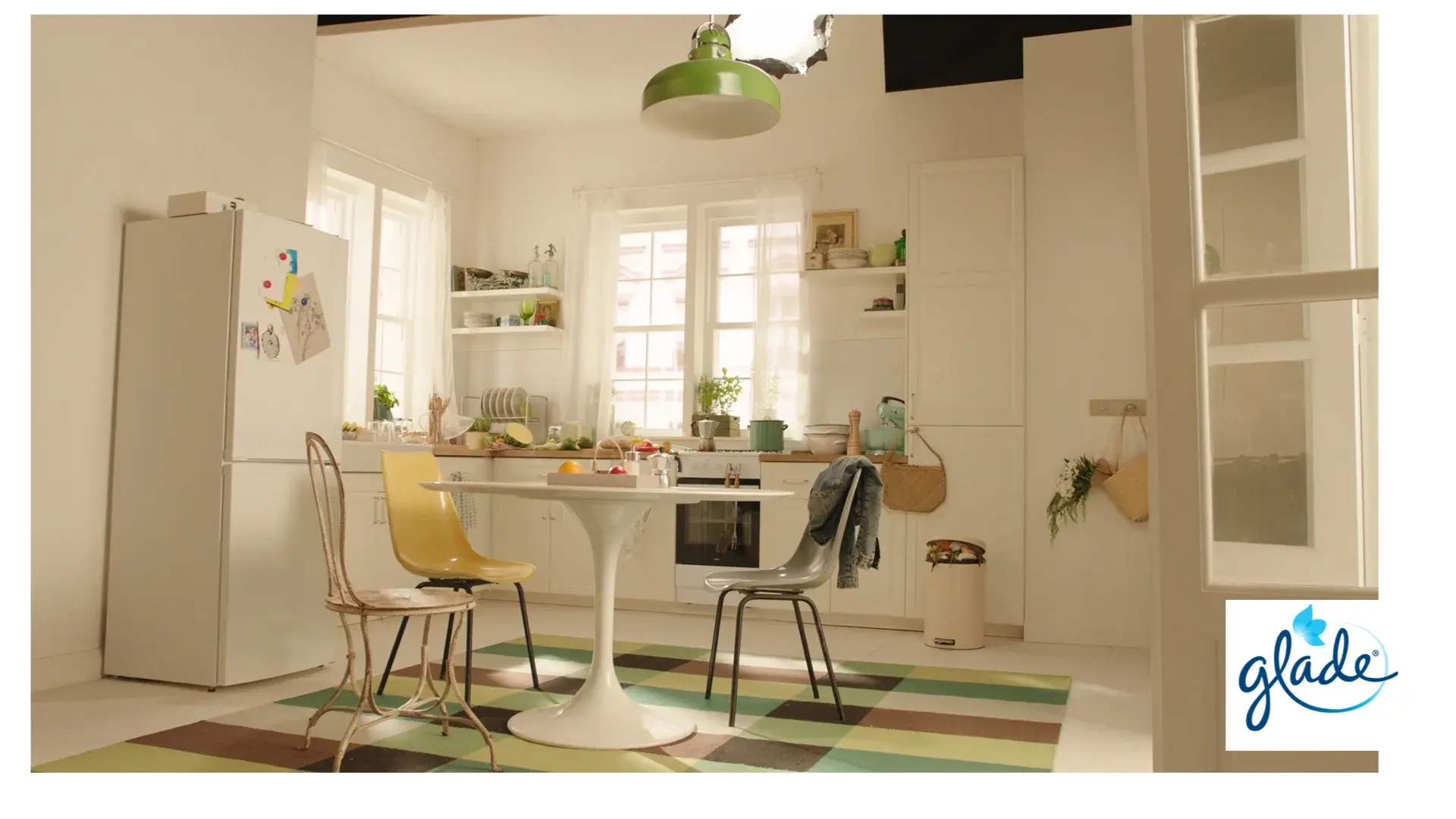 Glade: Big, Beautiful New Candle portfolio image 1